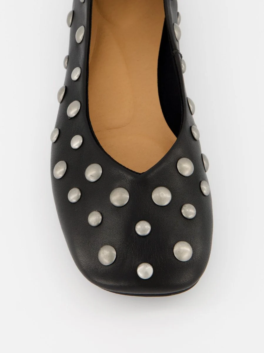 BLACK LEATHER BALLET FLATS WITH STUDS - MATHILDA - Image 4