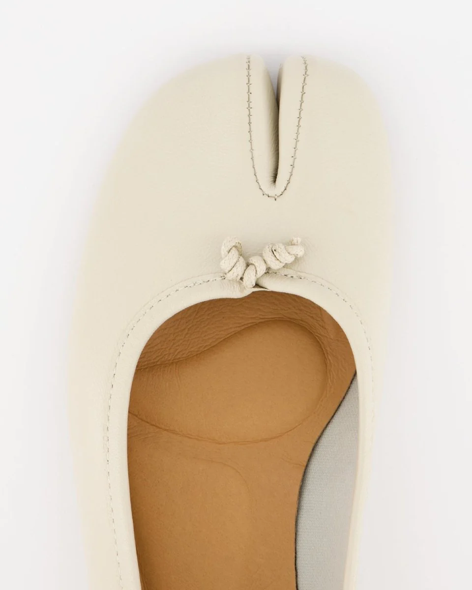 ICE LEATHER TABI FLATS - KARVA - Image 6