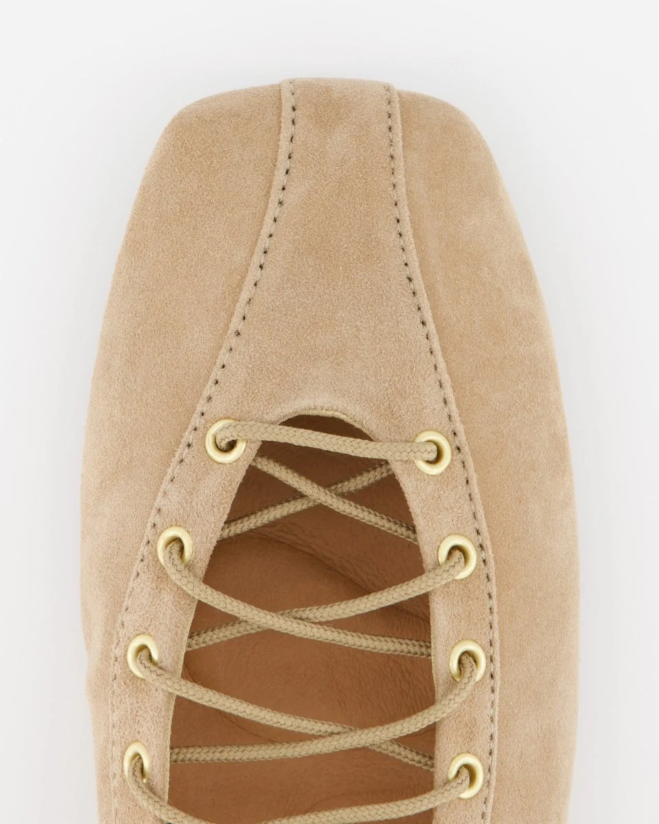 BEIGE SUEDE LACE-UP FLATS - TOTEM - Image 4