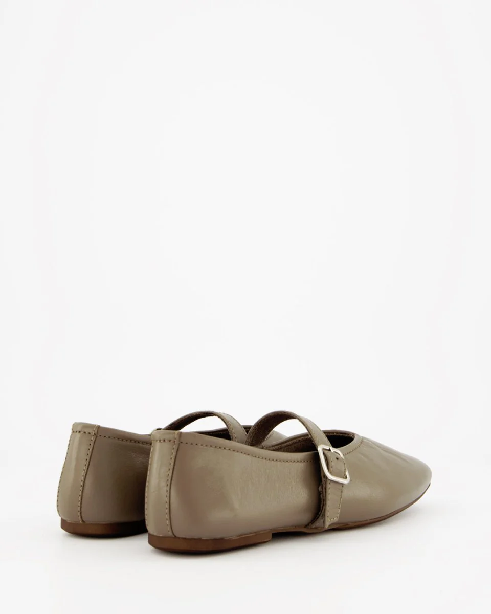 STILL - KAKI LEATHER FLATS - Image 5